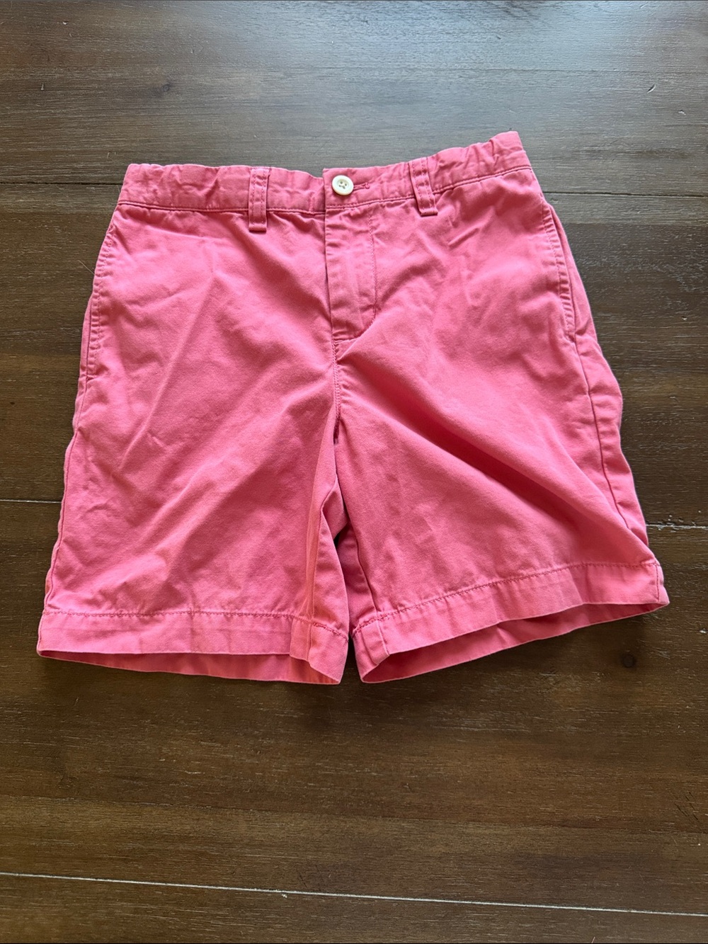 Size 7 Vineyard Vines adjustable waist shorts